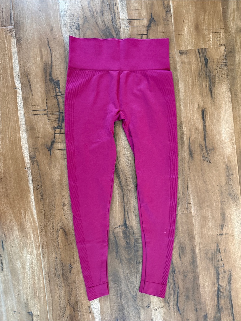 SET Active High-Waist Fuchsia Leggings